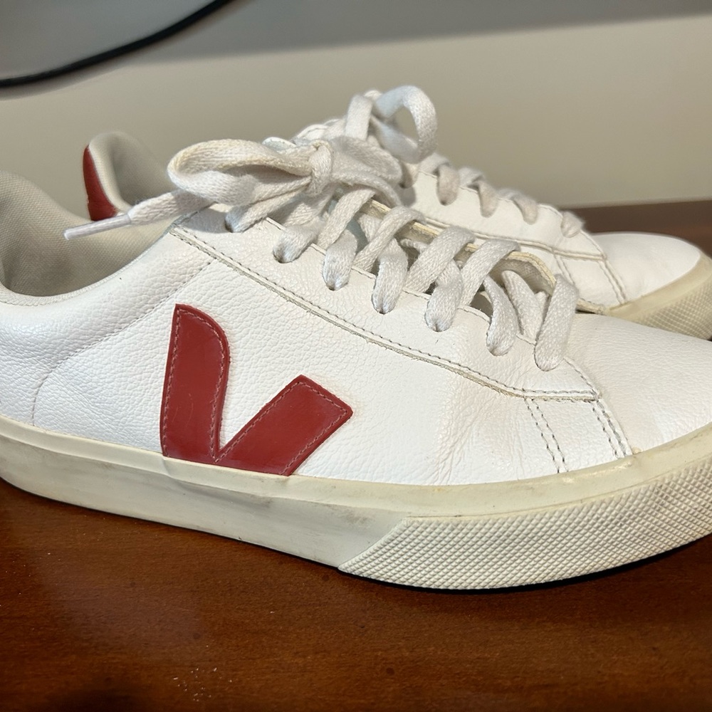Like New Veja size 38
